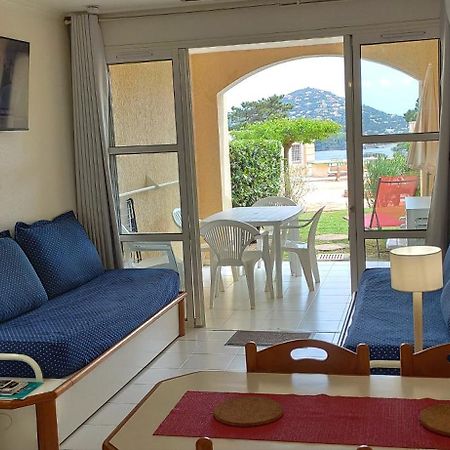 Cap Esterel Belvedere: Seaside Garden Apartment with Pool Saint-Raphael  Exterior photo