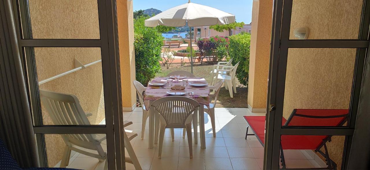 Cap Esterel Belvedere: Seaside Garden Apartment with Pool Saint-Raphael  Exterior photo